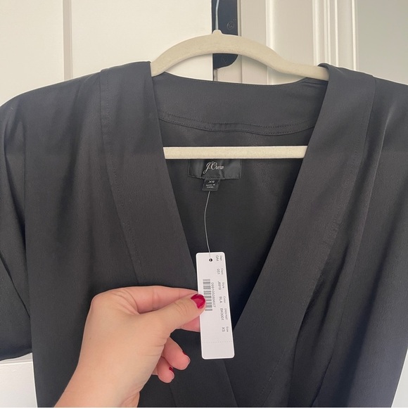 NWT J.Crew Black Satin Crepe Holiday Wrap Dress Short Sleeve V Neck - Picture 3 of 5
